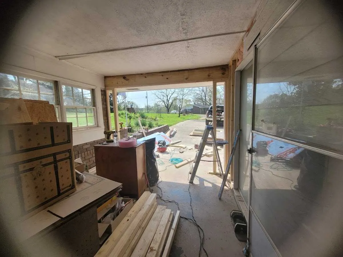 Air movers and dehumidifier for Water Mitigation Services in Fort Rucker